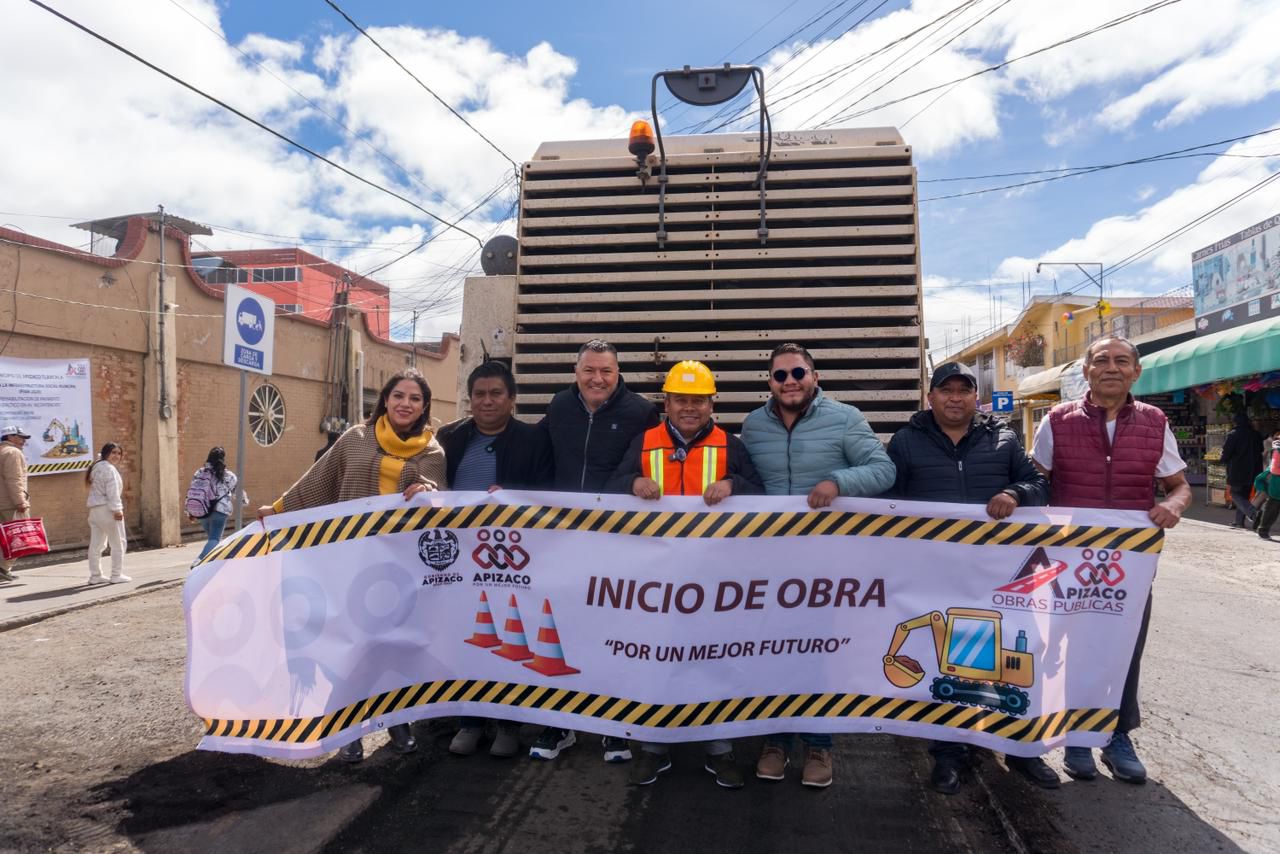 Con Javier Rivera, la avenida Xicohténcatl se transforma con más de 4 mil m² de reencarpetamiento